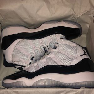 Jordan 11 retro concord